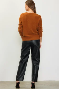 Longsleeve V Neck Sweater